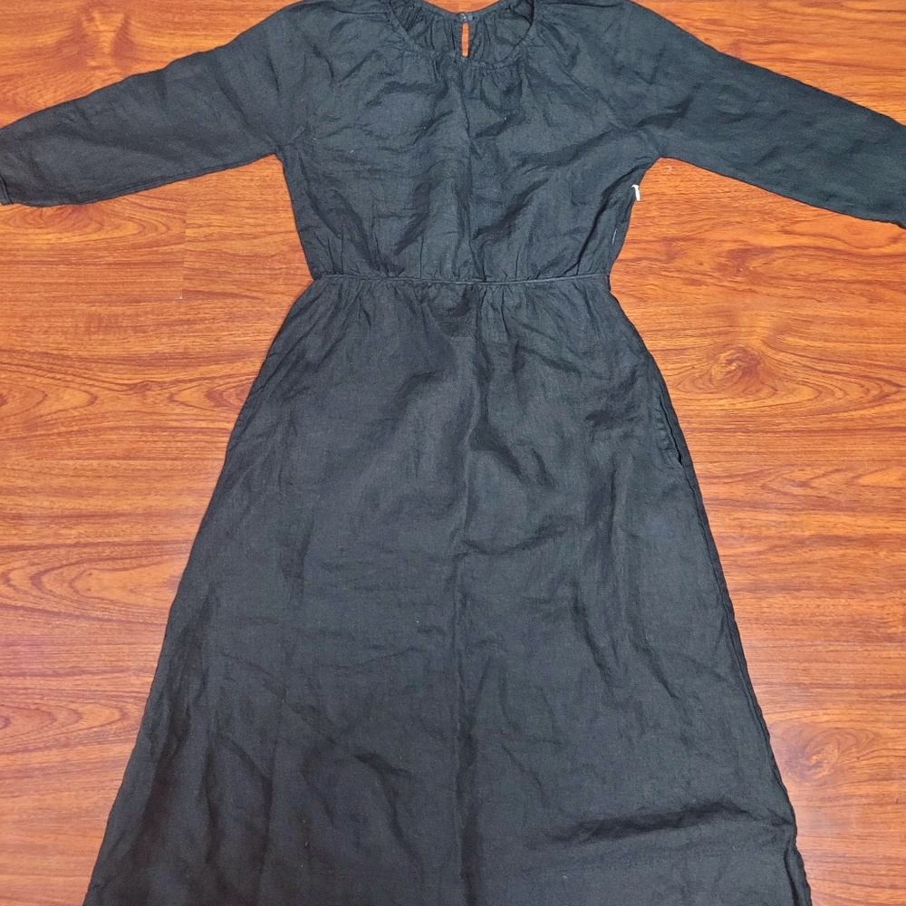 Long Sleeve Black Midi Dress - Elegant Everyday Style